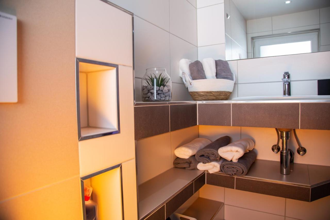 Winetime - Modern - Fuer 6 - Boxspringbetten - Netflix * Bellheim